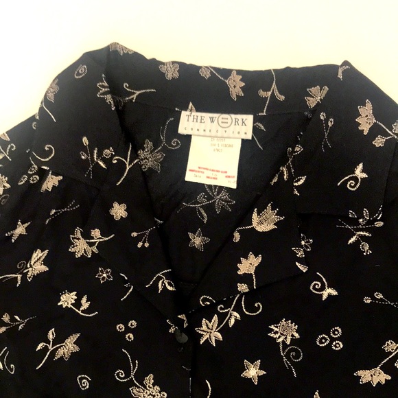 Black Shirt 16 Button Down Short Sleeve Cream Floral design Excellent condition - Picture 2 of 3